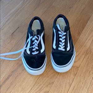 black and white vans